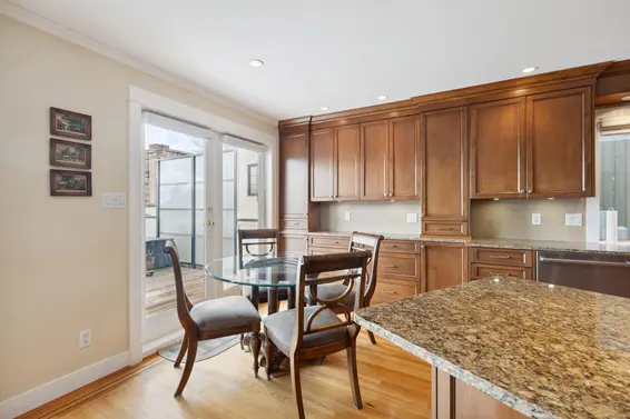 1274 Esquimalt Avenue, West Vancouver For Sale - image 10