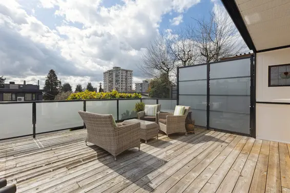 1274 Esquimalt Avenue, West Vancouver For Sale - image 17