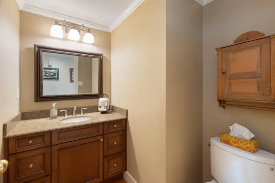 1274 Esquimalt Avenue, West Vancouver For Sale - image 19