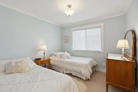 1274 Esquimalt Avenue, West Vancouver For Sale - image 25