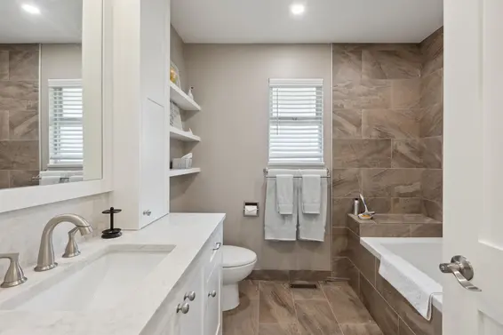 1274 Esquimalt Avenue, West Vancouver For Sale - image 28