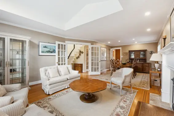 1274 Esquimalt Avenue, West Vancouver For Sale - image 4