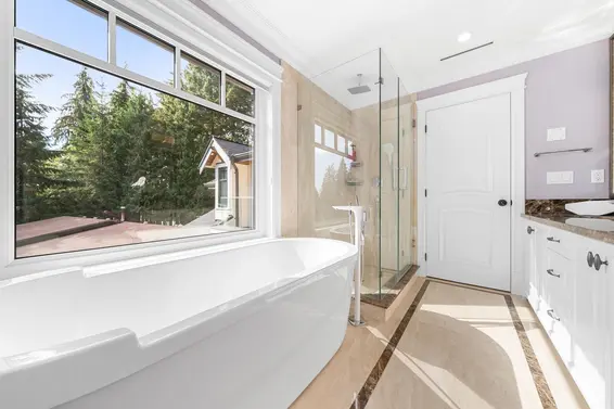 5358 Malaspina Place, North Vancouver For Sale - image 19
