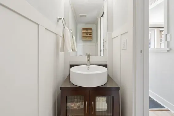 3 230 West 15th Street, North Vancouver For Sale - image 19