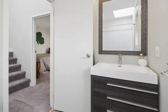 3 230 West 15th Street, North Vancouver For Sale - image 29