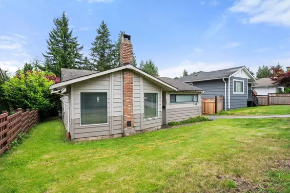 765 Lynn Valley Road, North Vancouver For Sale - image 3