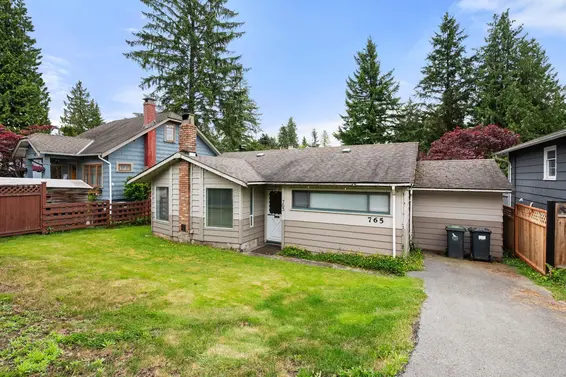 765 Lynn Valley Road, North Vancouver For Sale - image 4