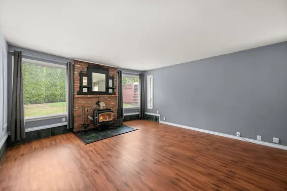 765 Lynn Valley Road, North Vancouver For Sale - image 7