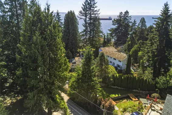 4019 Rose Crescent, West Vancouver For Sale - image 12