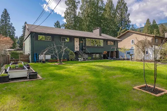 3163 Tennyson Crescent, North Vancouver