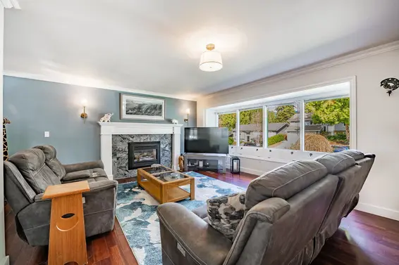 3163 Tennyson Crescent, North Vancouver For Sale - image 12