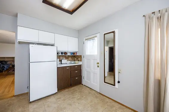 1033 Drayton Street, North Vancouver For Sale - image 10
