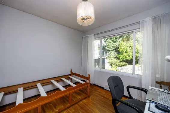 1033 Drayton Street, North Vancouver For Sale - image 11