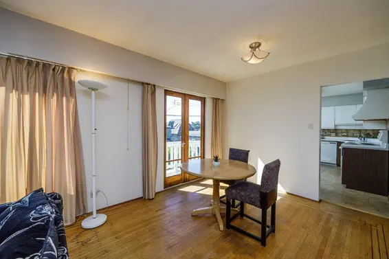1033 Drayton Street, North Vancouver For Sale - image 6