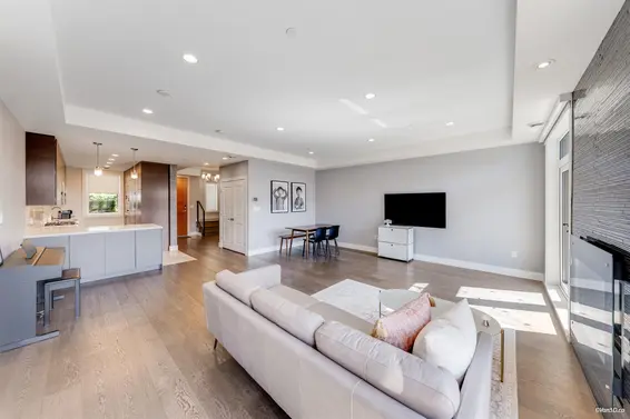 453 13th Street, West Vancouver For Sale - image 7