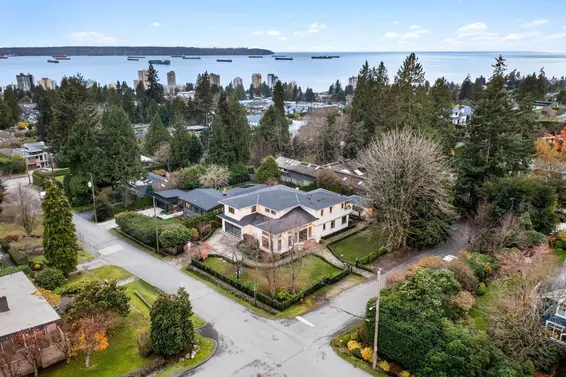 1595 19th Street, West Vancouver For Sale - image 38