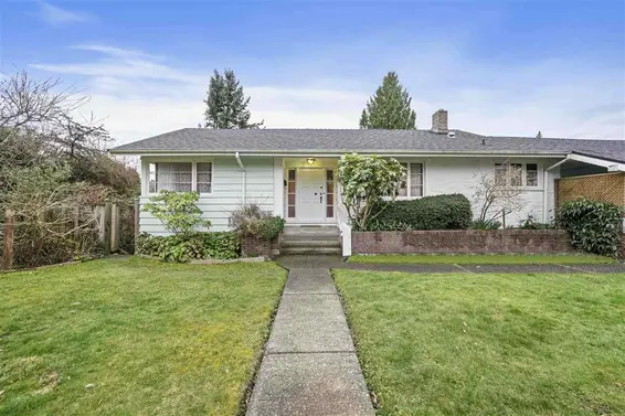 151 Carisbrooke Crescent, North Vancouver