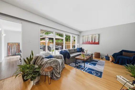 1120 Wellington Drive, North Vancouver For Sale - image 3