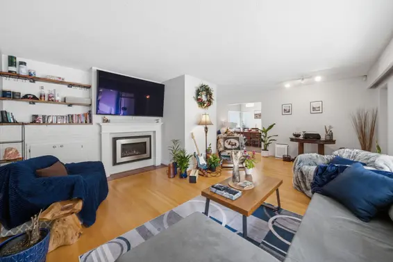 1120 Wellington Drive, North Vancouver For Sale - image 7
