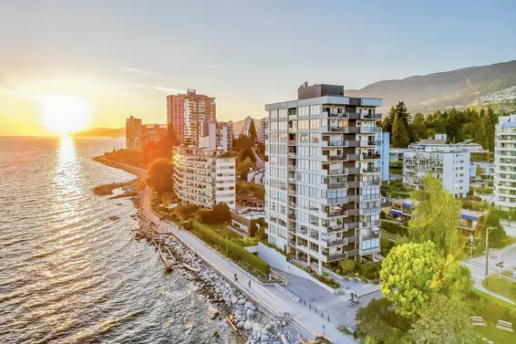 6W 111 18Th Street, West Vancouver