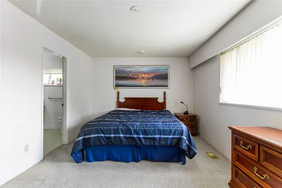 1728 Westover Road, North Vancouver For Sale - image 10