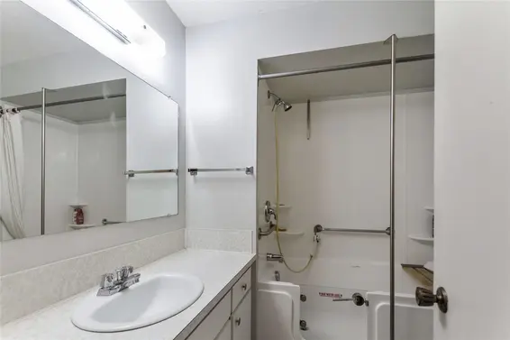 1728 Westover Road, North Vancouver For Sale - image 12