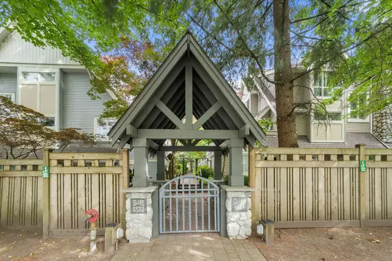 6 1073 Lynn Valley Road, North Vancouver For Sale - image 22
