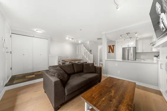 6 1073 Lynn Valley Road, North Vancouver For Sale - image 4