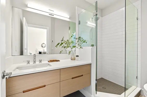 2 258 West 14th Street, North Vancouver For Sale - image 15