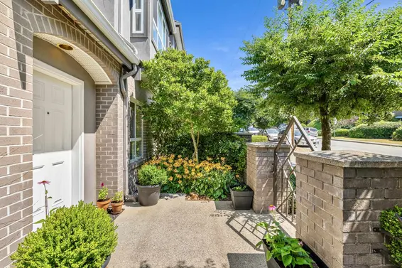 2 258 West 14th Street, North Vancouver For Sale - image 24