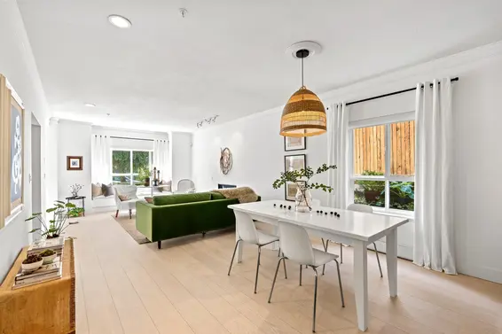 2 258 West 14th Street, North Vancouver For Sale - image 4