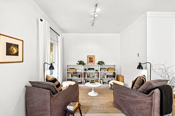 2 258 West 14th Street, North Vancouver For Sale - image 6