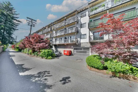 203 211 West 3rd Street, North Vancouver For Sale - image 23