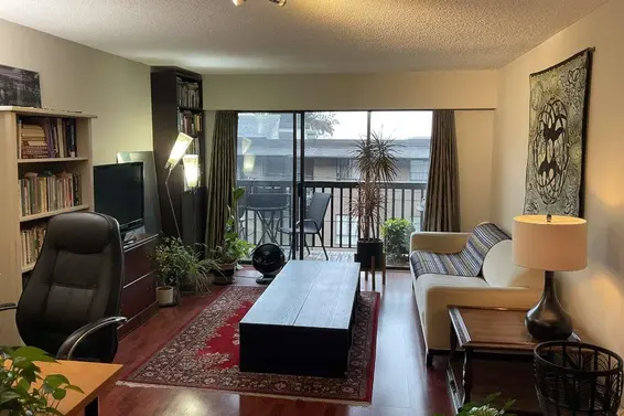 203 211 West 3rd Street, North Vancouver For Sale - image 6