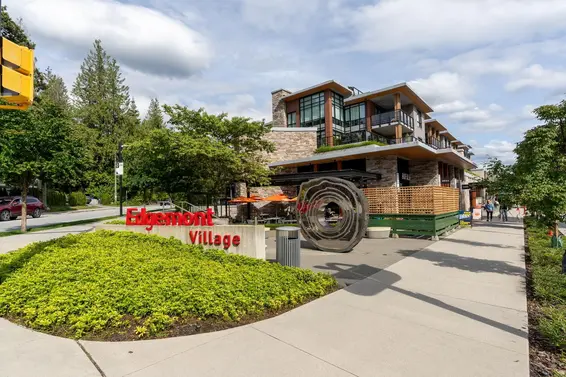 312 3220 Connaught Crescent, North Vancouver For Sale - image 3