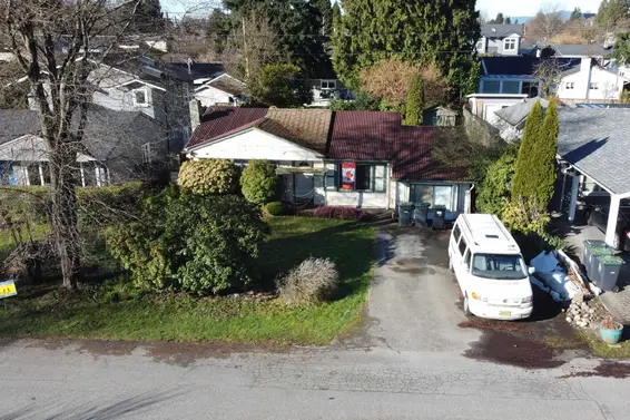 1319 Cottonwood Crescent, North Vancouver For Sale - image 4