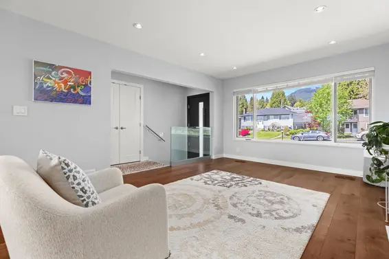 219 East 26th Street, North Vancouver For Sale - image 2