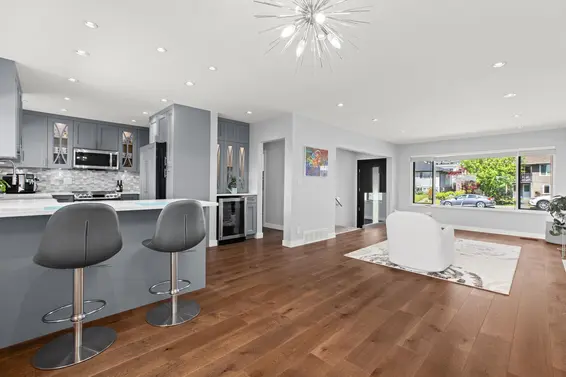 219 East 26th Street, North Vancouver For Sale - image 9