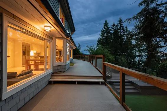 3714 Southridge Place, West Vancouver For Sale - image 4