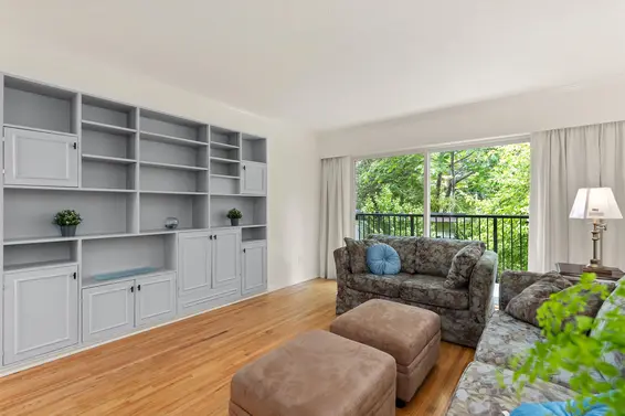 955 East 4th Street, North Vancouver For Sale - image 12