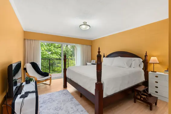 955 East 4th Street, North Vancouver For Sale - image 18