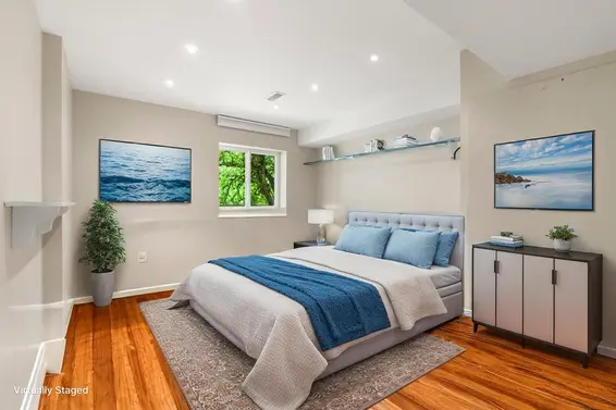 955 East 4th Street, North Vancouver For Sale - image 20