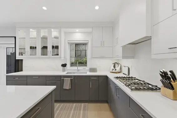 1 272 East 9th Street, North Vancouver For Sale - image 12