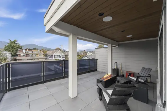 1 272 East 9th Street, North Vancouver For Sale - image 30