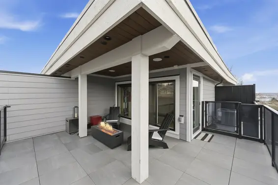 1 272 East 9th Street, North Vancouver For Sale - image 32