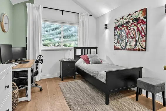 1074 Kilmer Road, North Vancouver For Sale - image 19