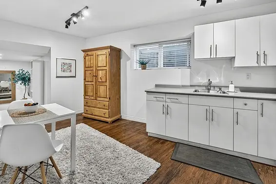 1074 Kilmer Road, North Vancouver For Sale - image 32