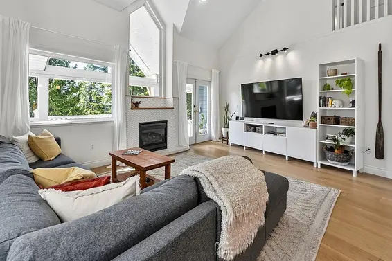 1074 Kilmer Road, North Vancouver For Sale - image 7