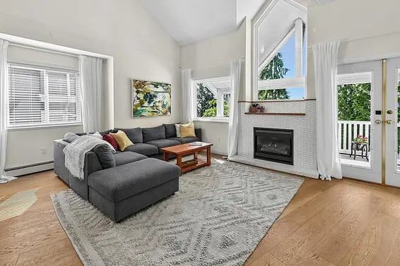 1074 Kilmer Road, North Vancouver For Sale - image 9