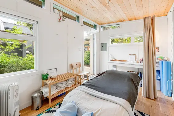 645 East 5th Street, North Vancouver For Sale - image 19
